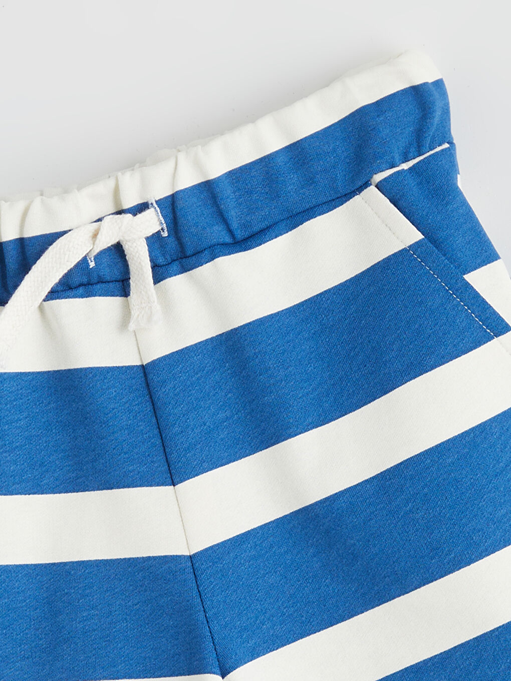 Mavi Beli Lastik Çizgili Erkek Çocuk Şort-1