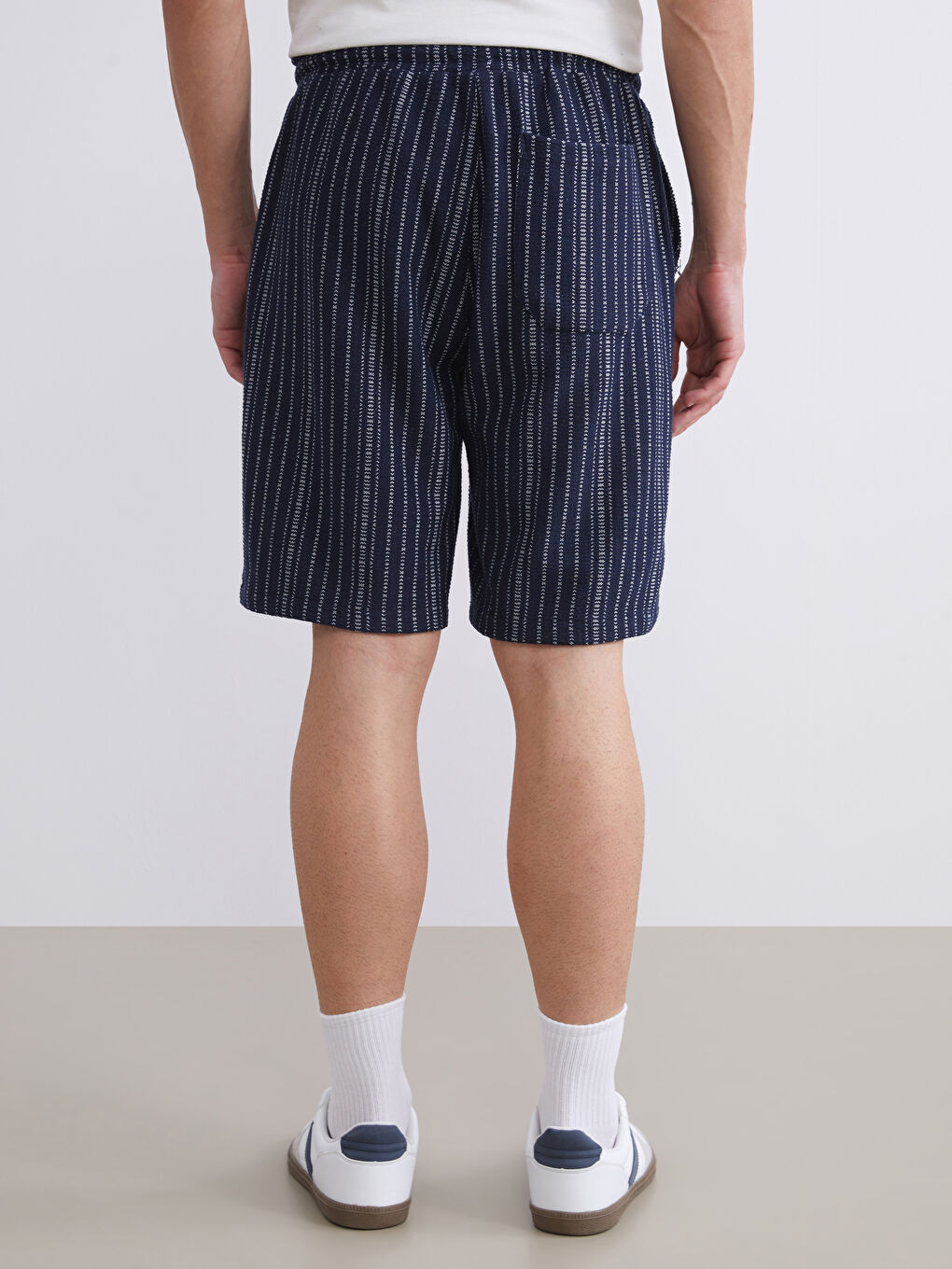 Lacivert Rahat Kalıp Çizgili Erkek Şort-3