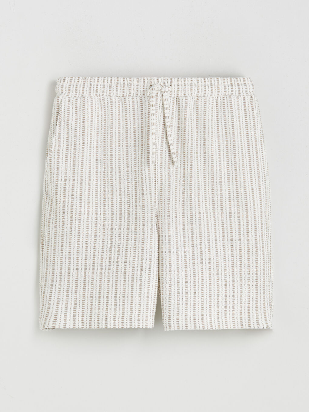 Bej Rahat Kalıp Çizgili Erkek Şort-4