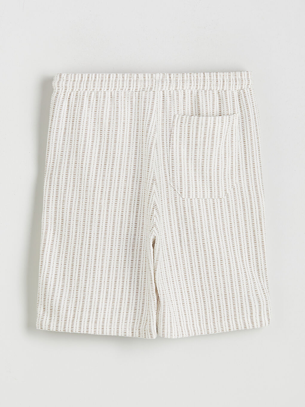 Bej Rahat Kalıp Çizgili Erkek Şort-5