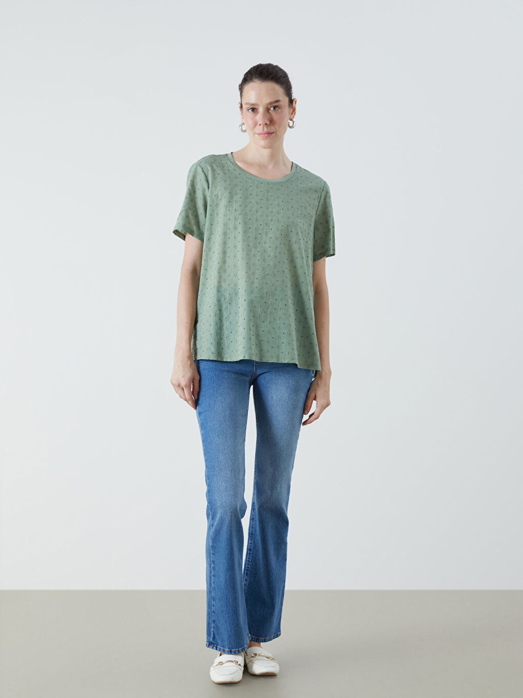 Yeşil Bisiklet Yaka Ajurlu Bluz-1