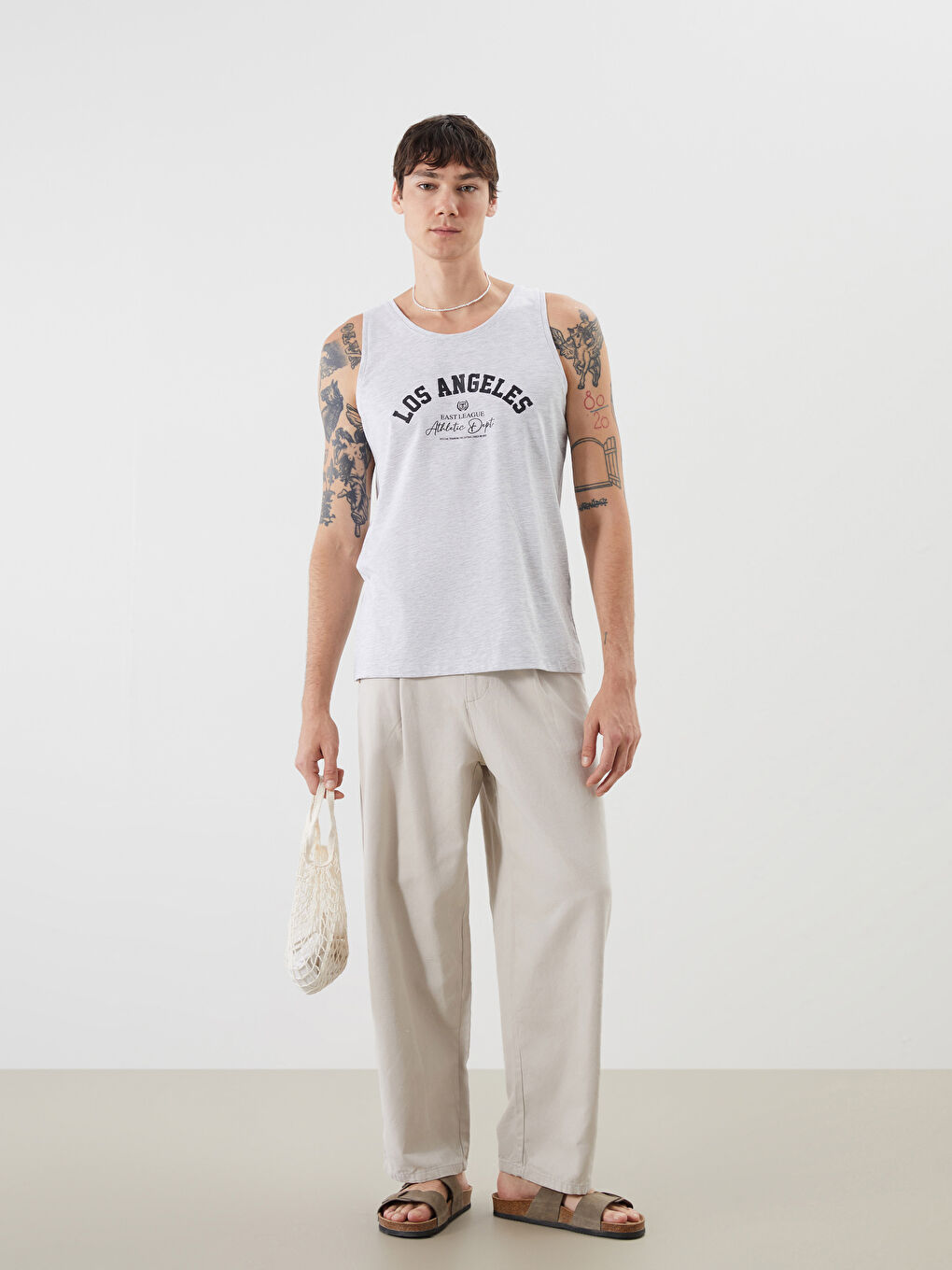 Gri Bisiklet Yaka Baskılı Erkek Kolsuz Tişört-1