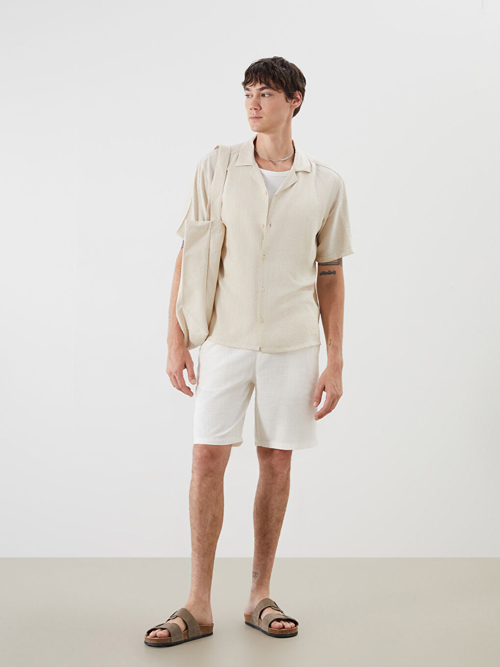 Bej Regular Fit Resort Yaka Kısa Kollu Erkek Gömlek-1