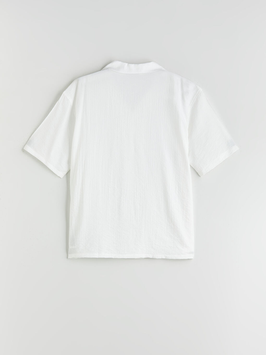 Beyaz Regular Fit Resort Yaka Kısa Kollu Erkek Gömlek-5