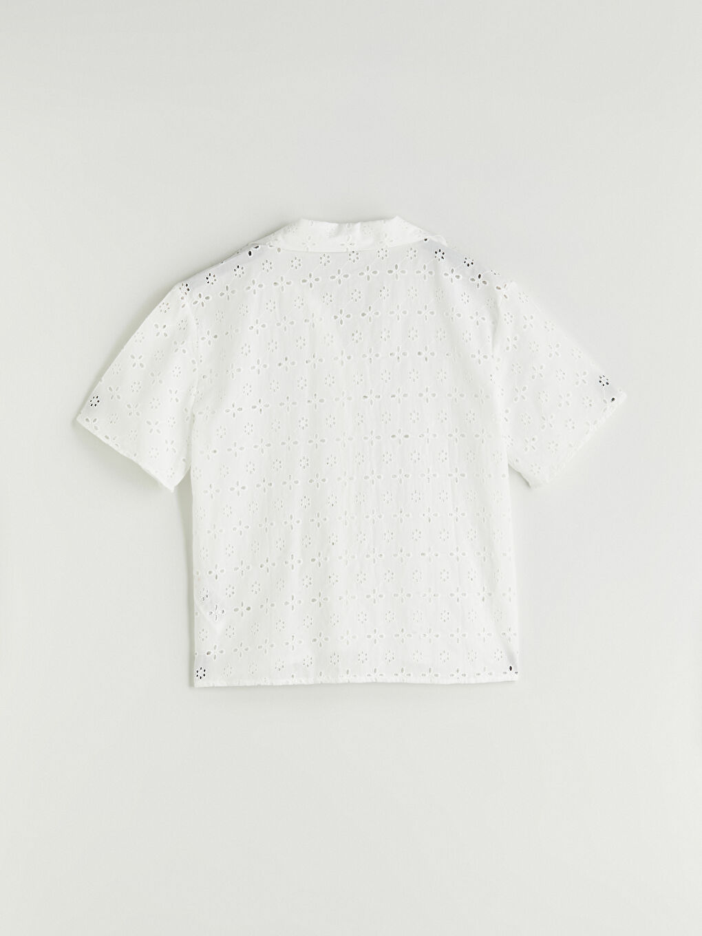 Ekru Ajurlu Oversize Kadın Gömlek-5