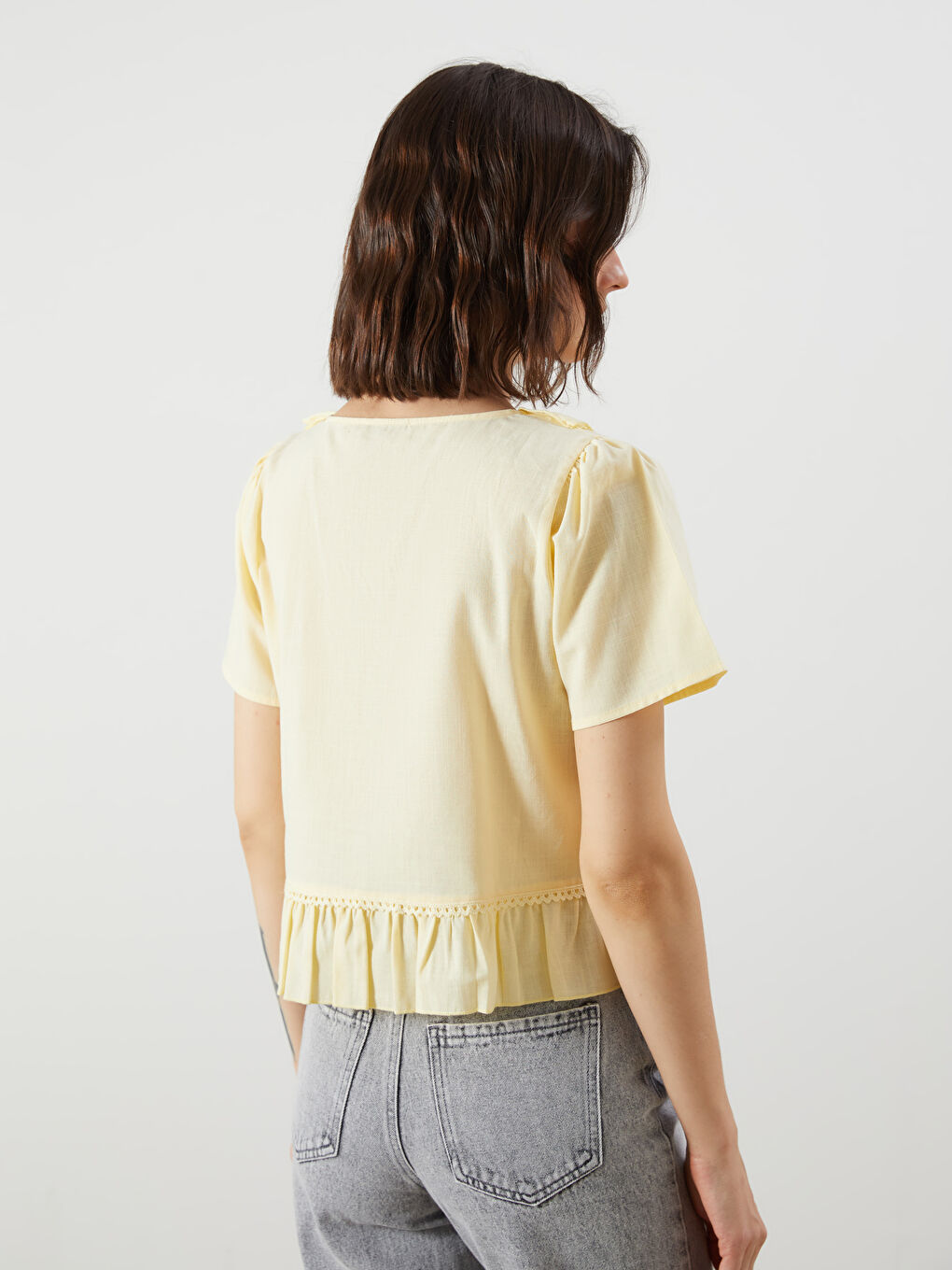 Sarı Fırfırlı V Yaka Bluz-3