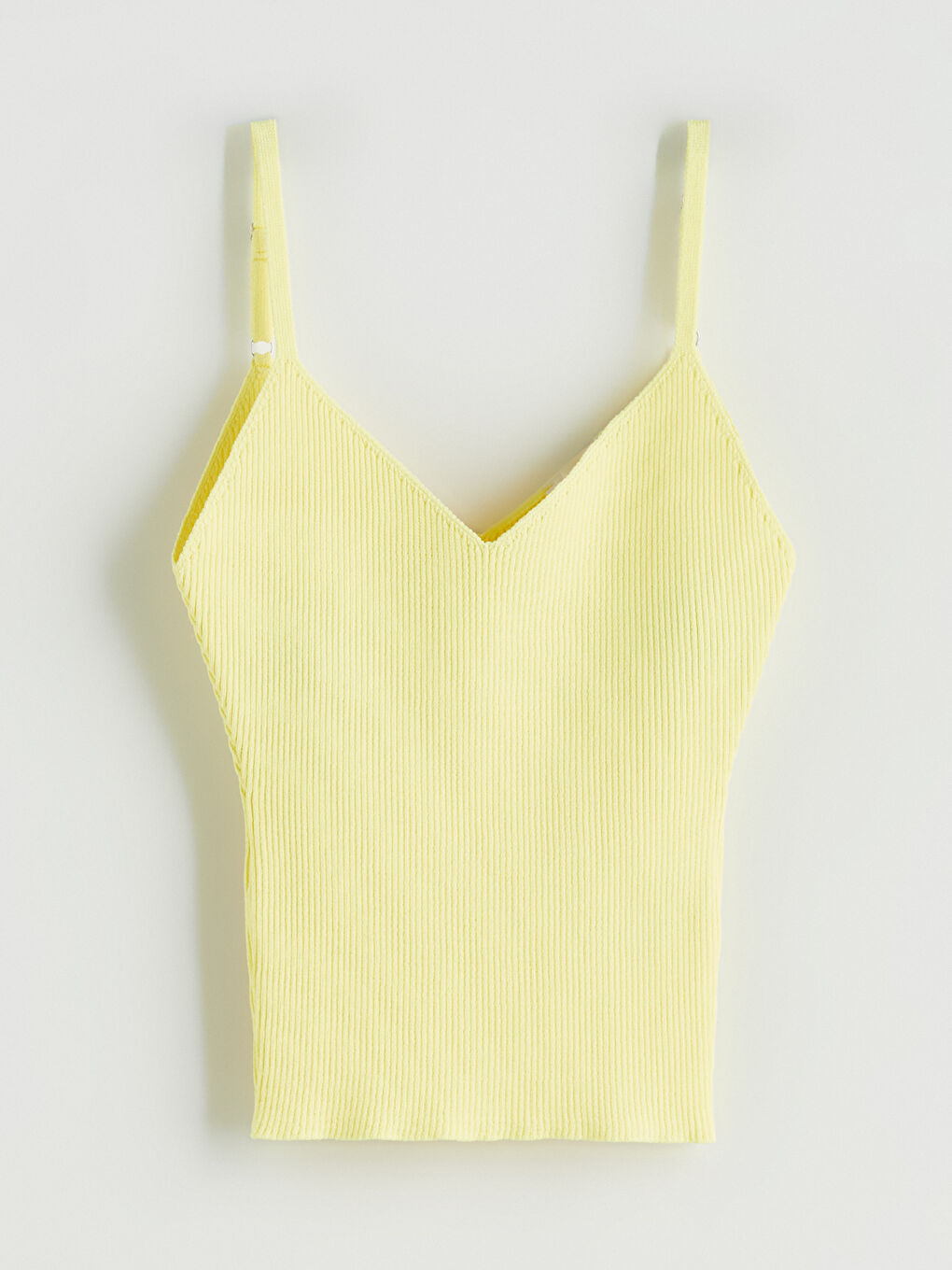 Sarı V Yaka Askılı Kadın Triko Atlet-4