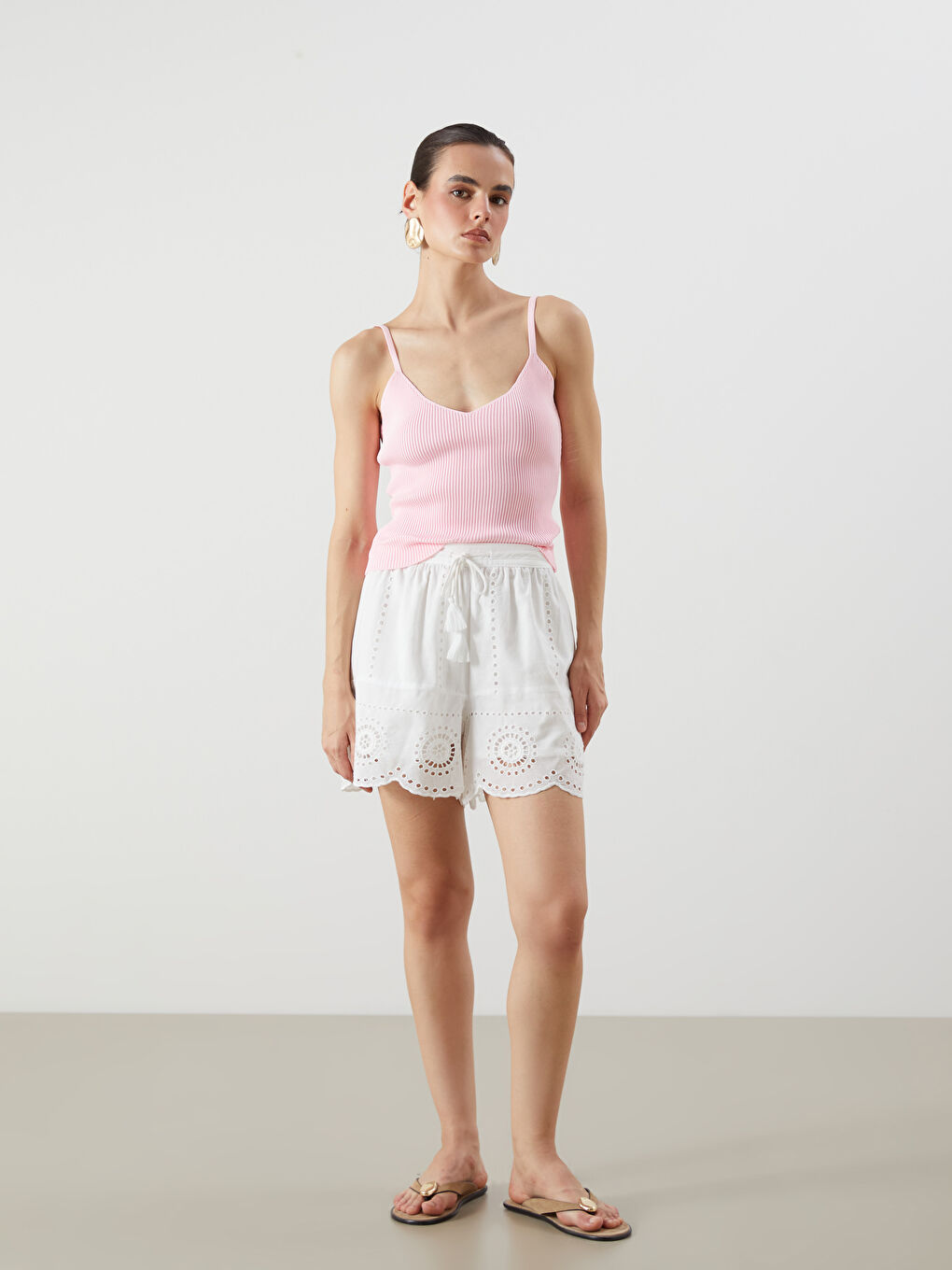 Pembe V Yaka Askılı Kadın Triko Atlet-1