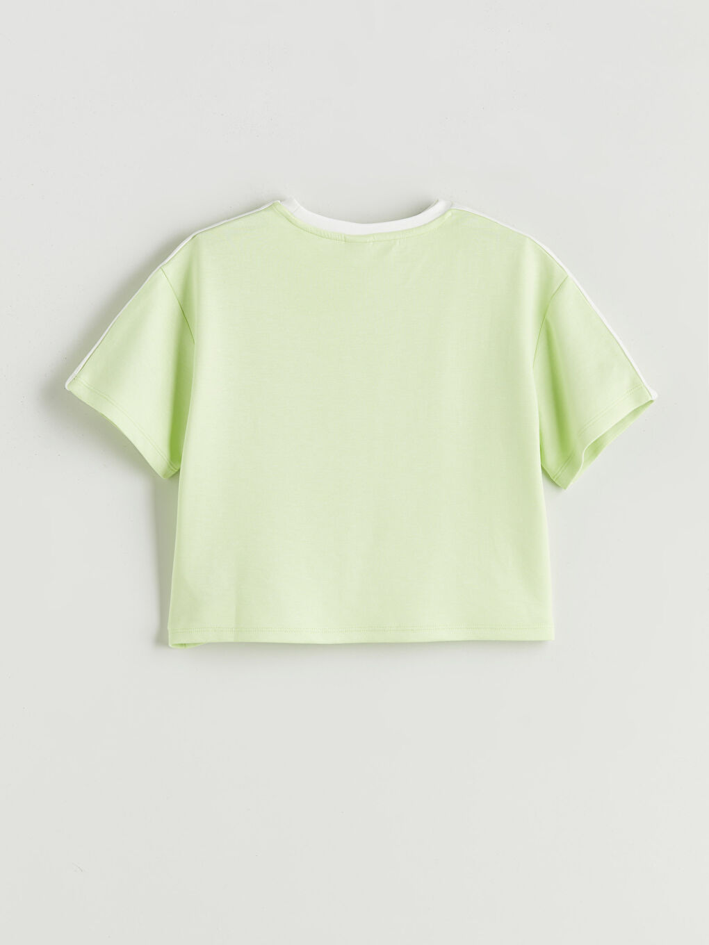 Yeşil Bisiklet Yaka Kız Çocuk Tişört-2