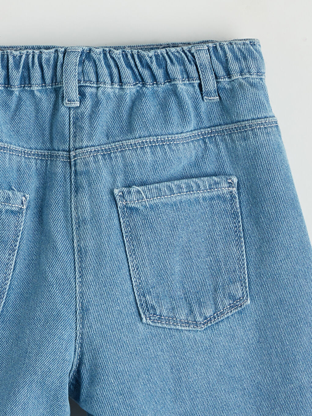 Mavi Nakışlı Kız Çocuk Denim Görünümlü Şort-3