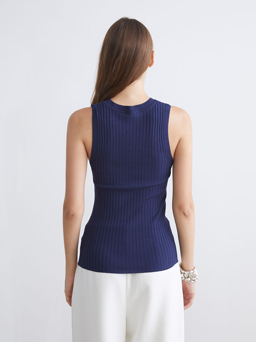 LCWAIKIKI Classic Crew Neck Women's Knitwear Tank Top -S5RT06Z8-E1J