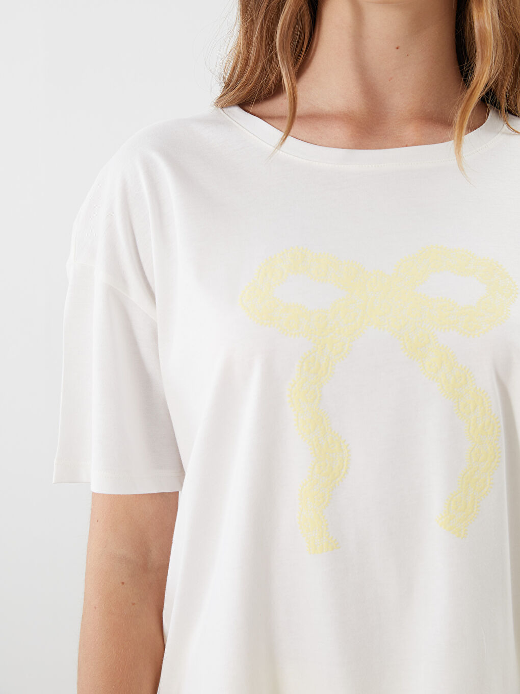 Sarı Fiyonk Baskılı Kadın Şortlu Pijama Takımı-2