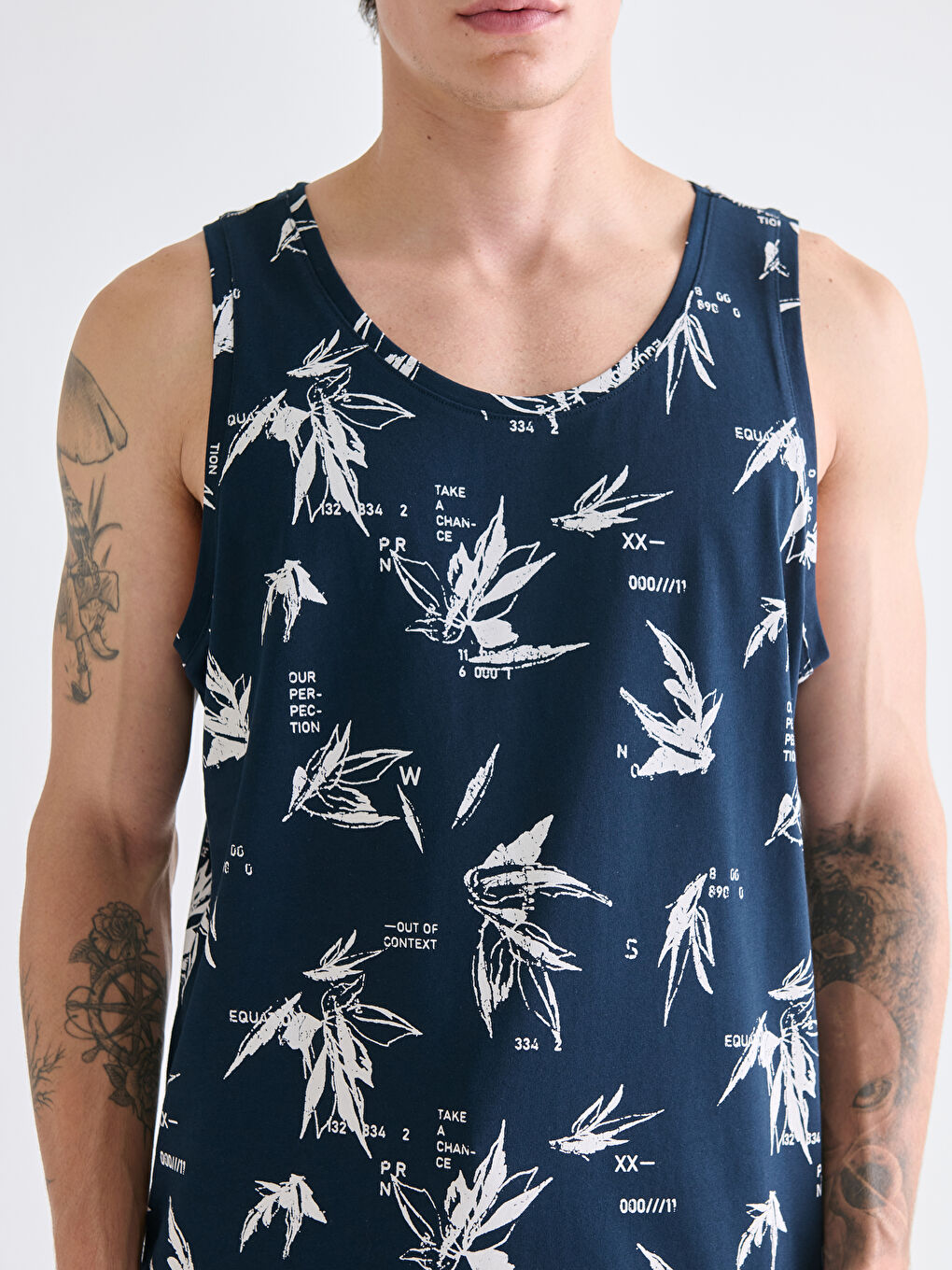 Lacivert Bisiklet Yaka Baskılı Erkek Kolsuz Tişört-2