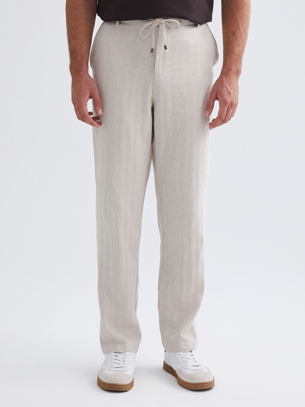 Bej Standart Kalıp Keten Karışımlı Erkek Pantolon-1