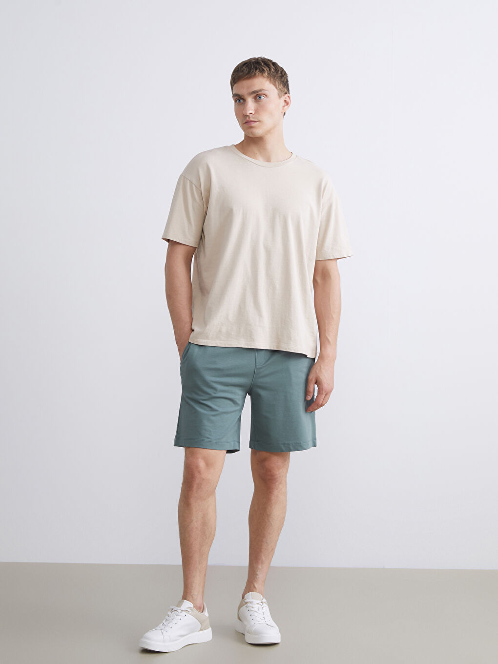 Yeşil Standart Kalıp Erkek Şort