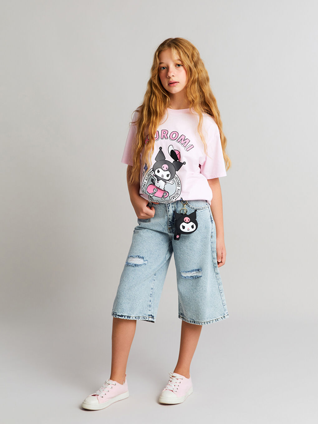LCW Kids Crew Neck Kuromi Printed Girls' T-Shirt -S5RT62Z4-QWM