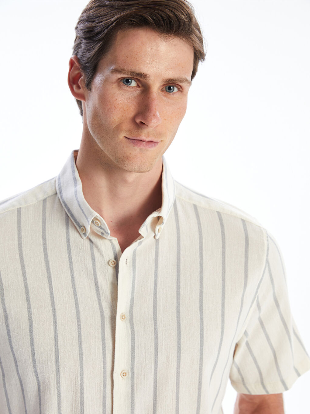 قميص رجالي عادي بكم قصير مخطط ولمسة كتان-2