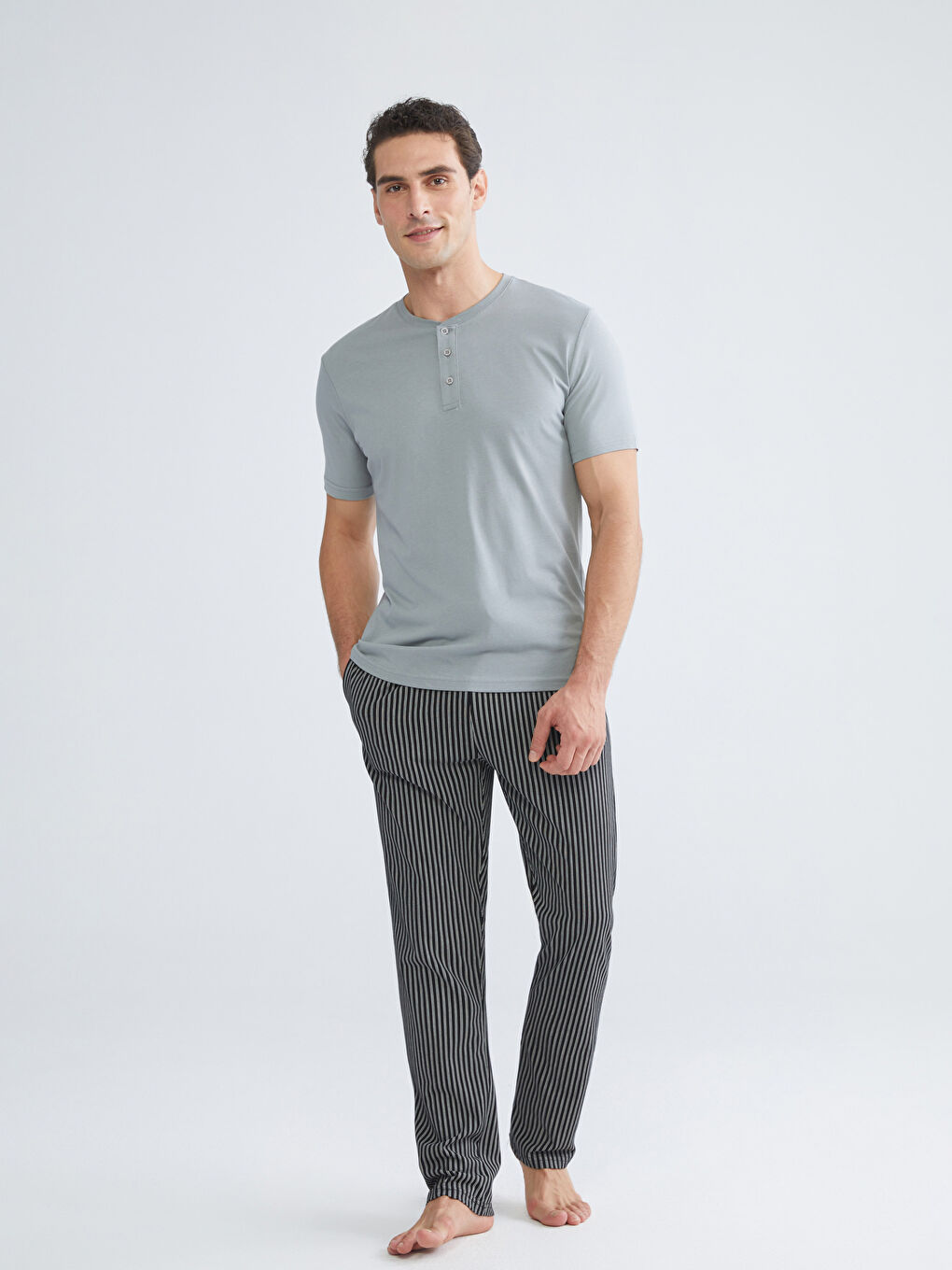 Gri Standart Kalıp Erkek Pijama Takımı