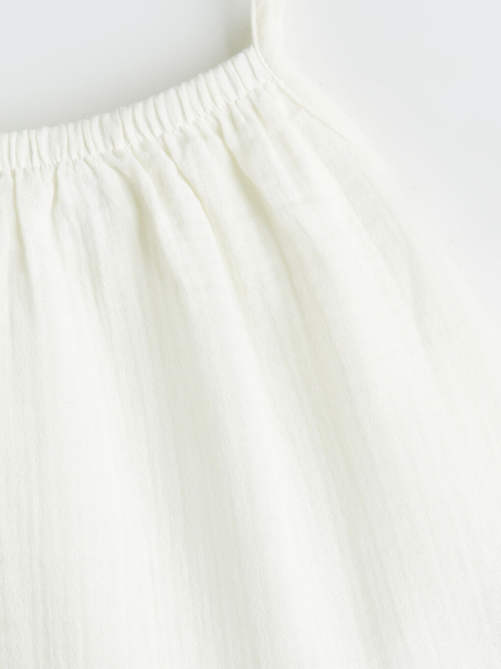 Beyaz Nakışlı Kız Çocuk Bluz ve Şort 2'li-2