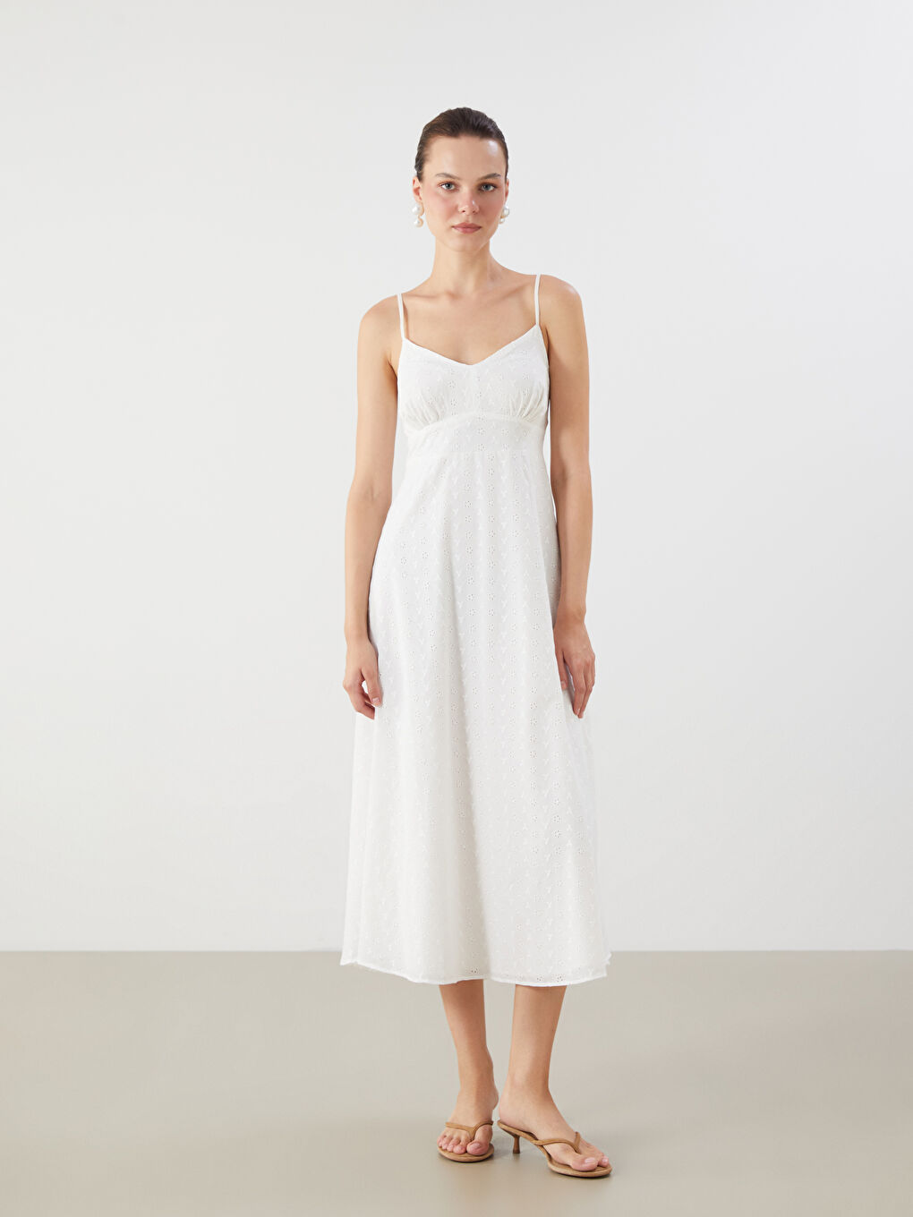 Ekru Ajurlu Askılı Belden Oturtmalı Brode Elbise