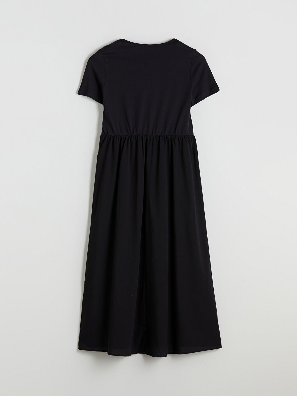 Siyah Bisiklet Yaka Belden Oturtmalı Elbise-5