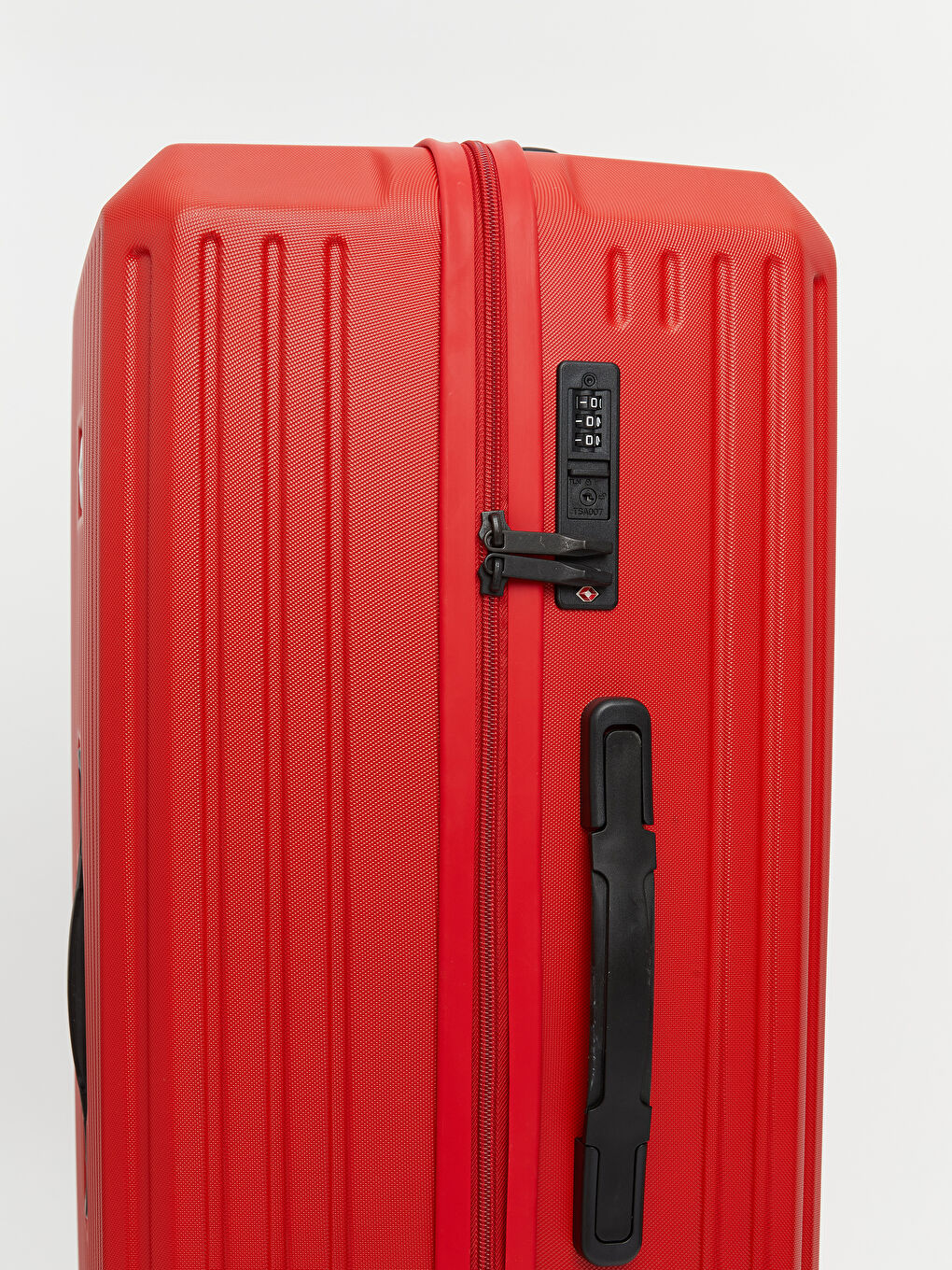 Kırmızı Kilit Detaylı Küçük Boy Valiz-3