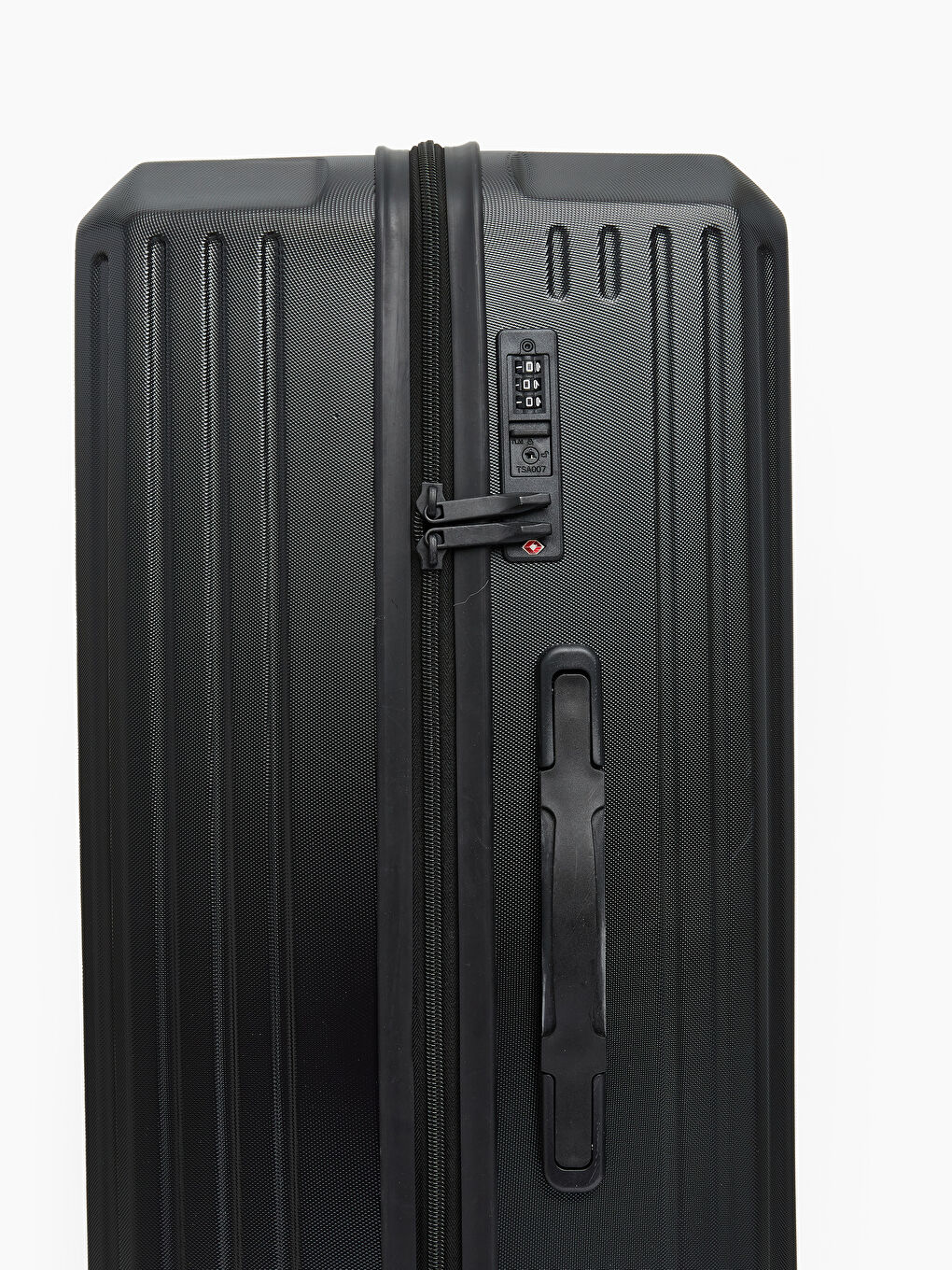 Siyah Kilit Detaylı Orta Boy Kadın Valiz-3