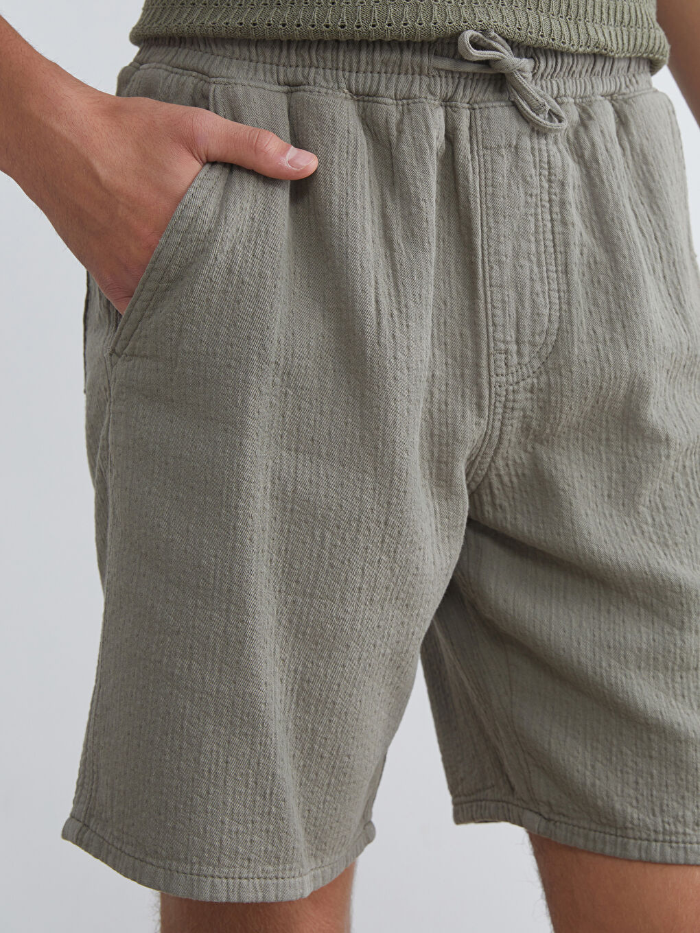 Haki Rahat Kalıp Müslin Erkek Şort-2