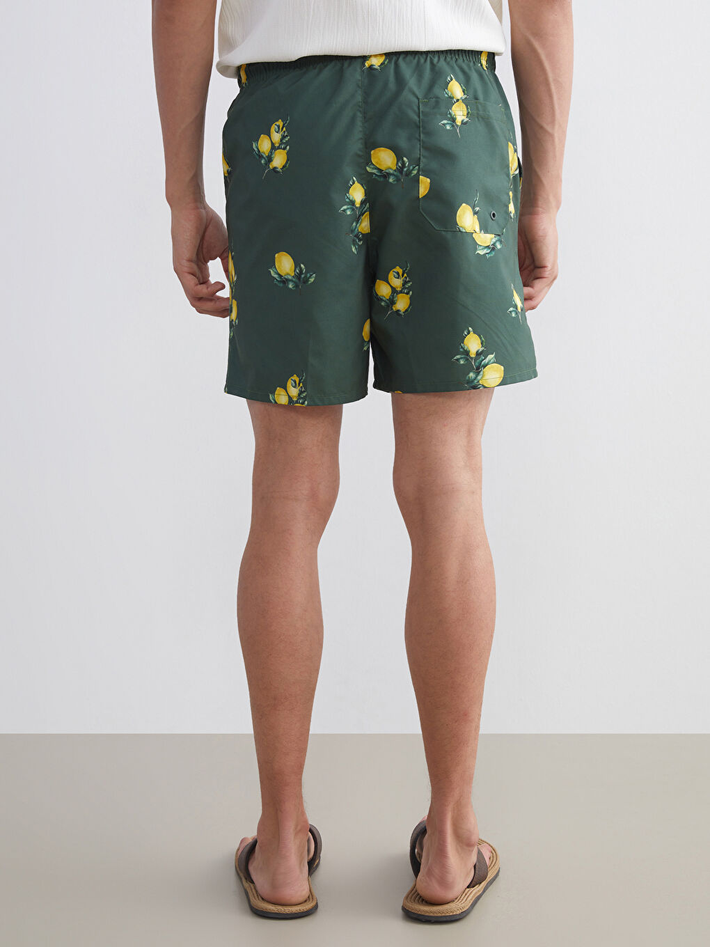 LCW SWIMWEAR شۆرتی مەلەکردنی نەخشدار بۆ پیاوان -S5RV27Z8-LUG