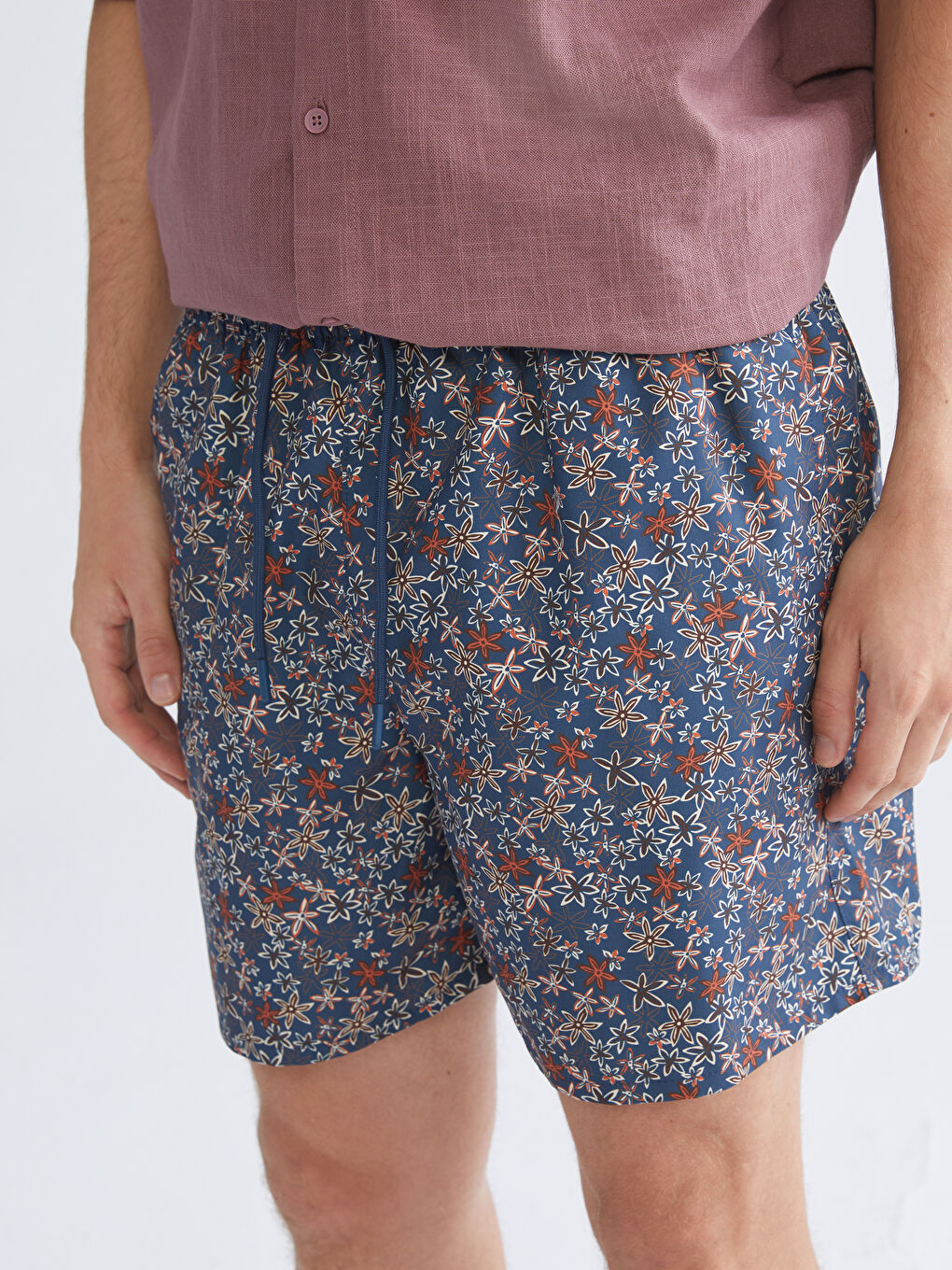 Kahverengi Kısa Boy Desenli Erkek Deniz Şortu-2