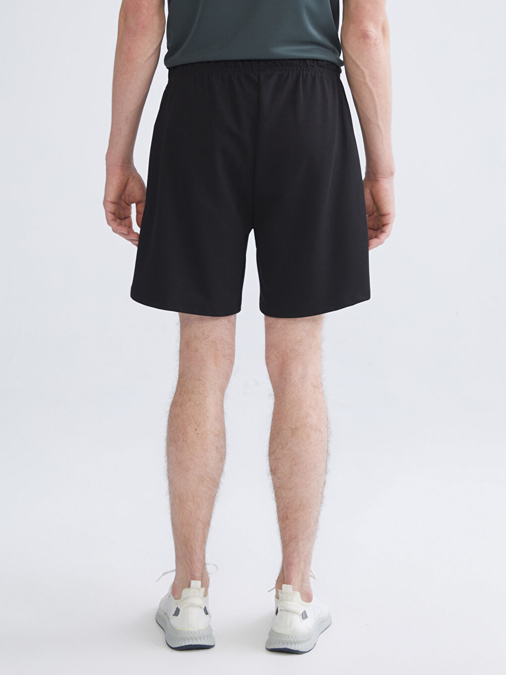 Siyah Standart Kalıp Erkek Spor Şort-3