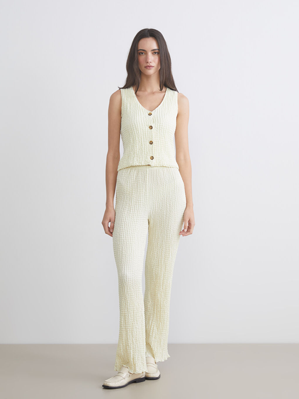 Gilet Texturé à Encolure en V pour Femmes-2