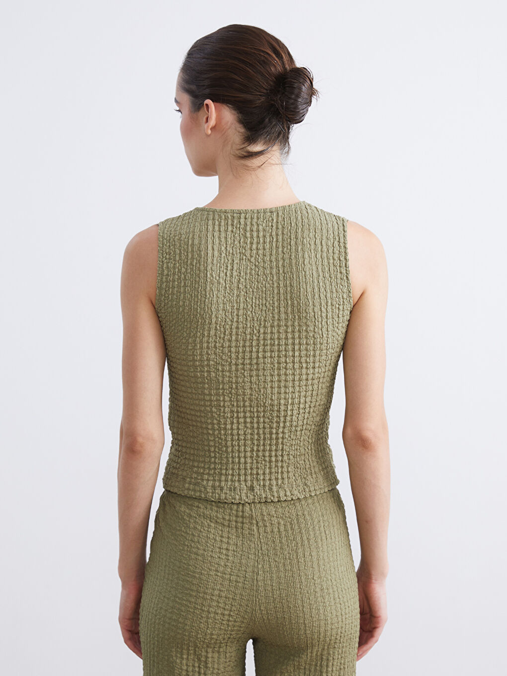 فيست محبب بياقة على شكل حرف V للسيدات-3