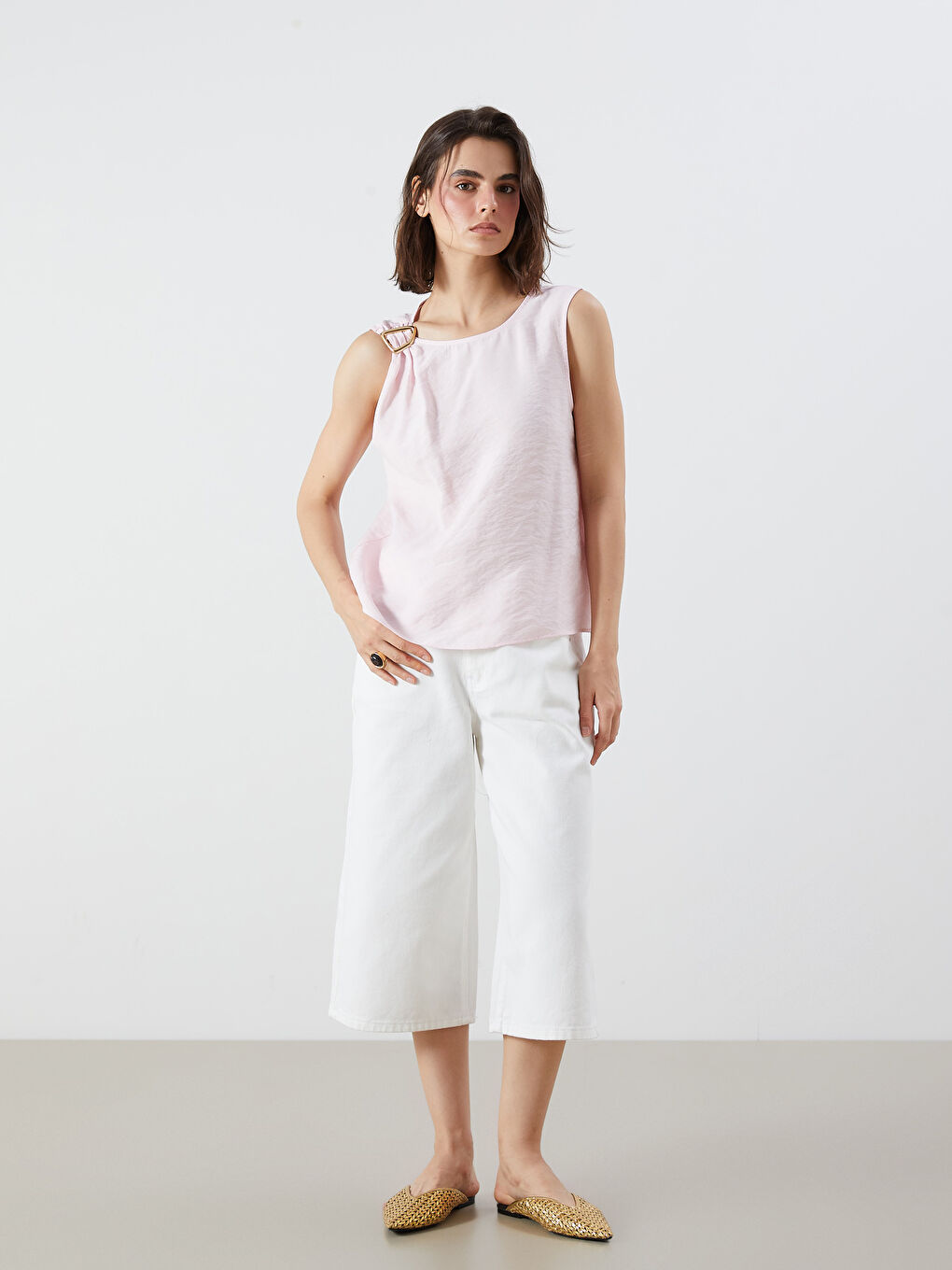 Pembe Bisiklet Yaka Büzgülü Modal Karışımlı Bluz-1