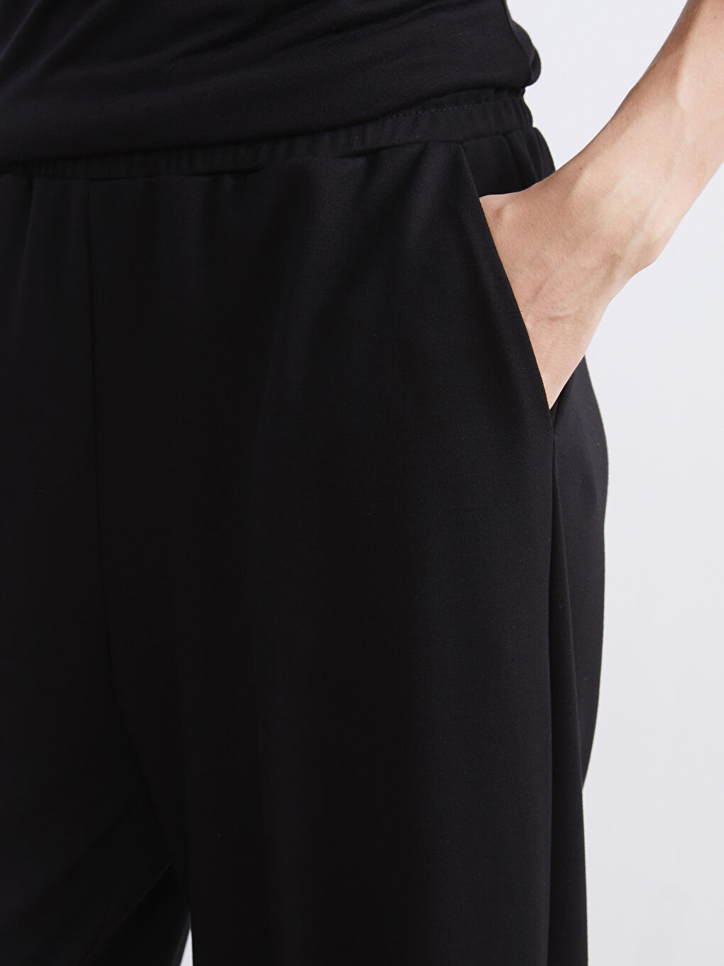 Siyah Beli Lastikli Kadın Eşofman Altı-2