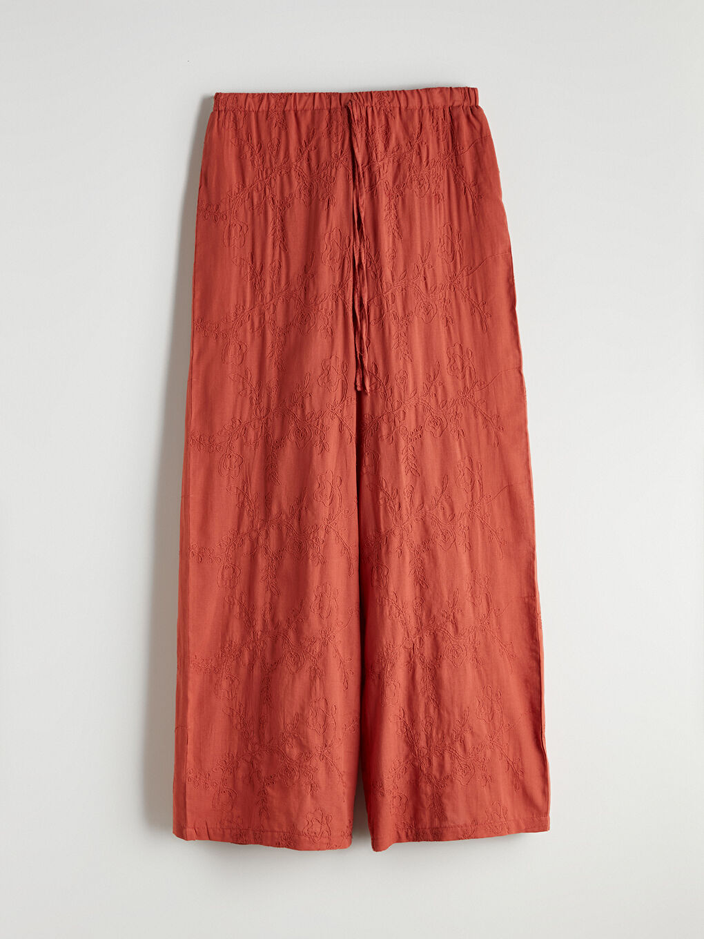 Turuncu Beli Lastikli Nakışlı Geniş Paça Kadın Pantolon-4