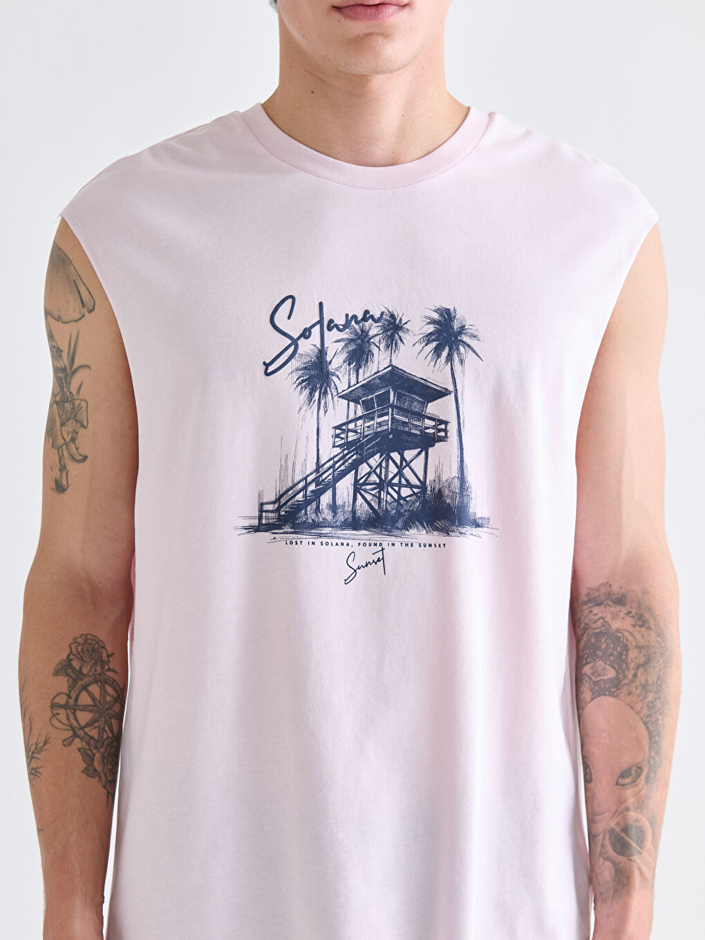 Pembe Bisiklet Yaka Baskılı Erkek Kolsuz Tişört-2