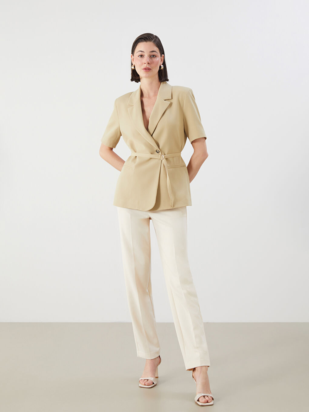 Haki Beli Kemerli Kadın Blazer Ceket-1