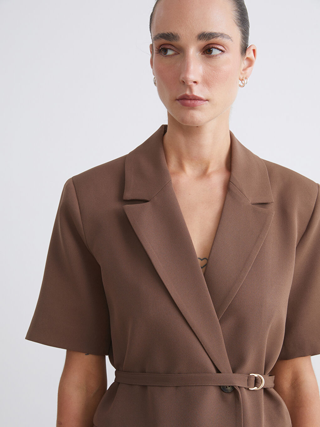 Kahverengi Beli Kemerli Kadın Blazer Ceket-2