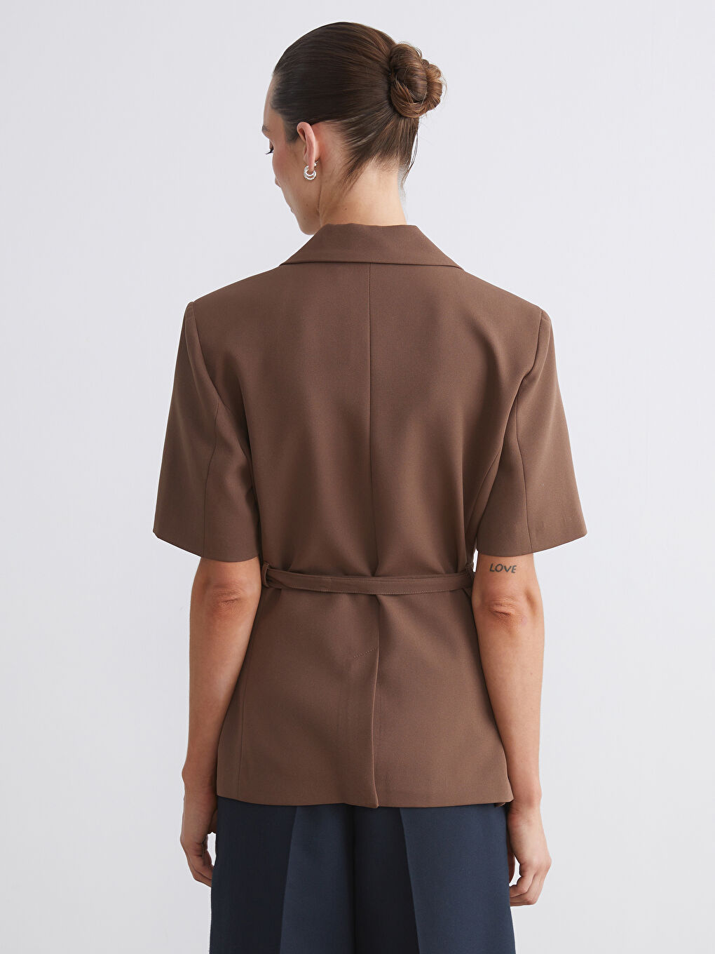 Kahverengi Beli Kemerli Kadın Blazer Ceket-3