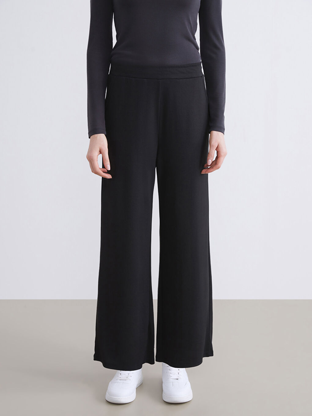 Siyah Beli Lastikli Kadın Pantolon-1
