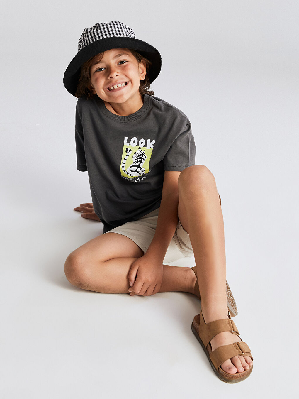 Antrasit Bisiklet Yaka Baskılı Erkek Çocuk Tişört