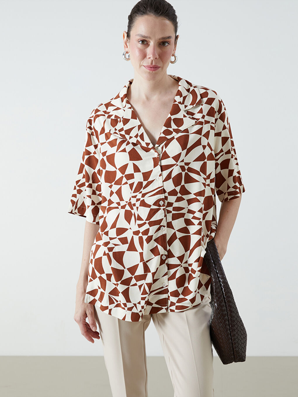 Kahverengi Desenli Keten Karışımlı Kadın Gömlek