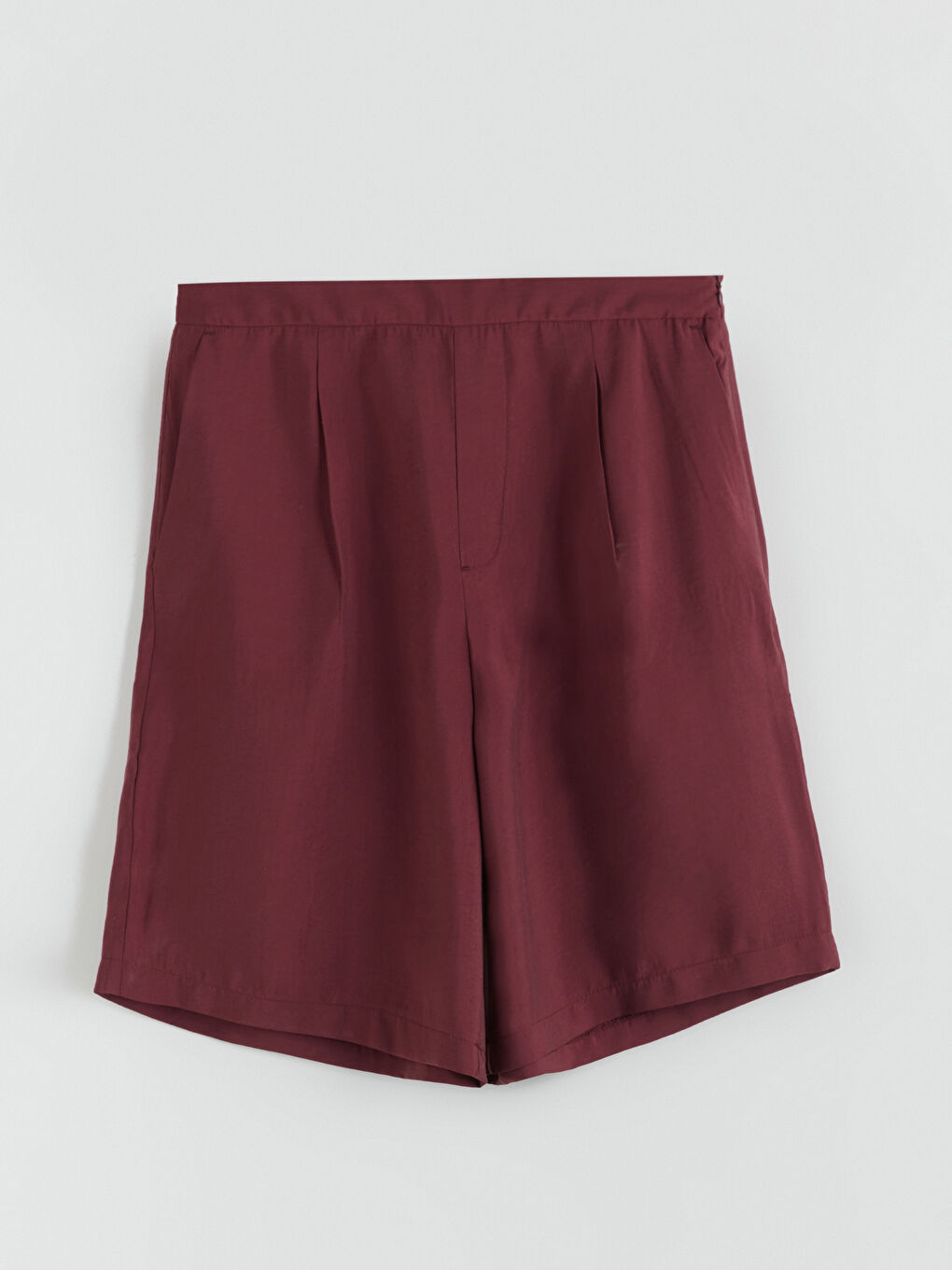 Bordo Standart Fit Modal Karışımlı Kadın Pileli Şort-4