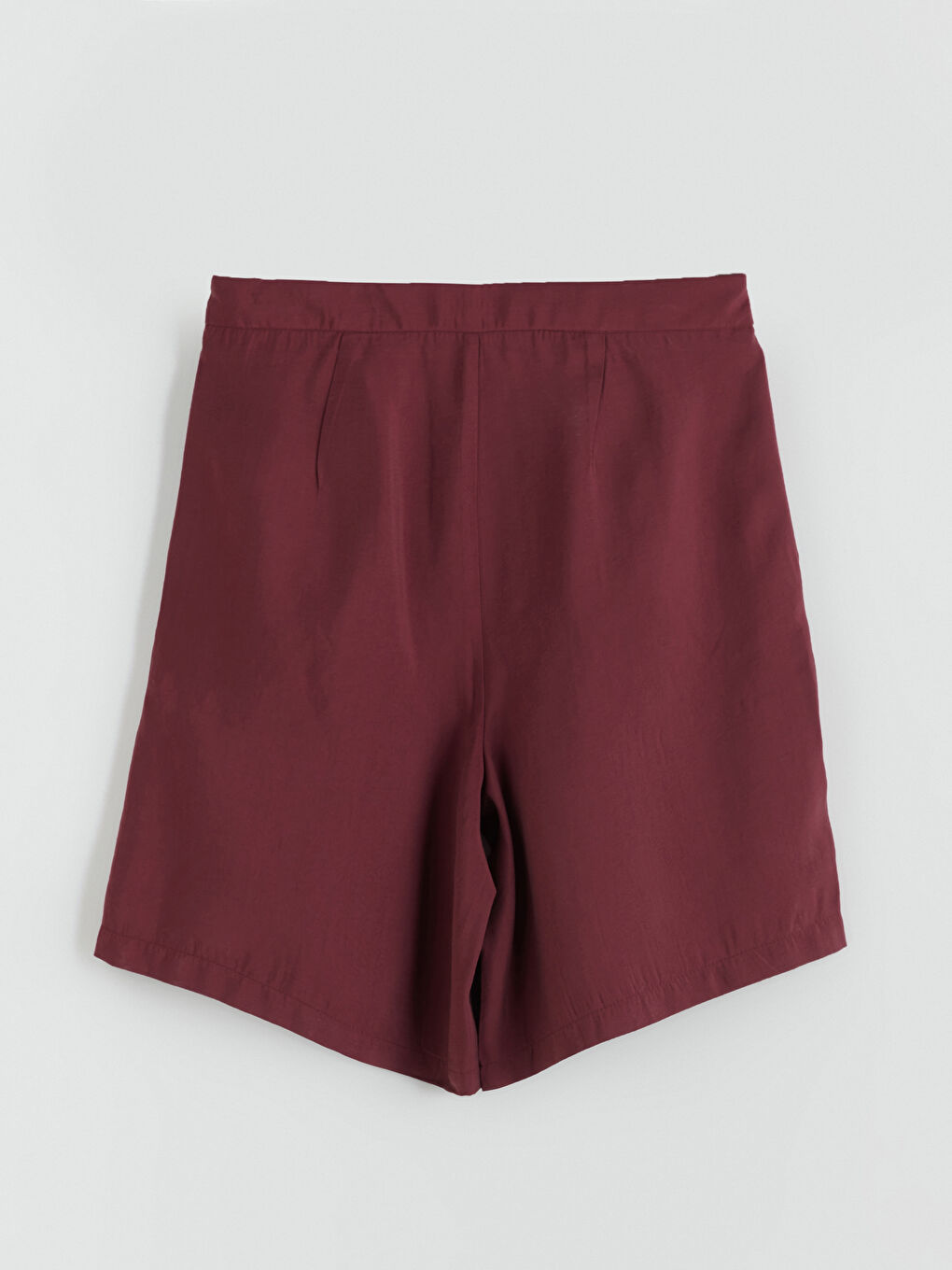 Bordo Standart Fit Modal Karışımlı Kadın Pileli Şort-5