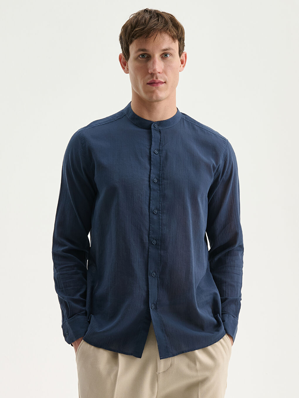 Lacivert Regular Fit Hakim Yaka Uzun Kollu Erkek Gömlek