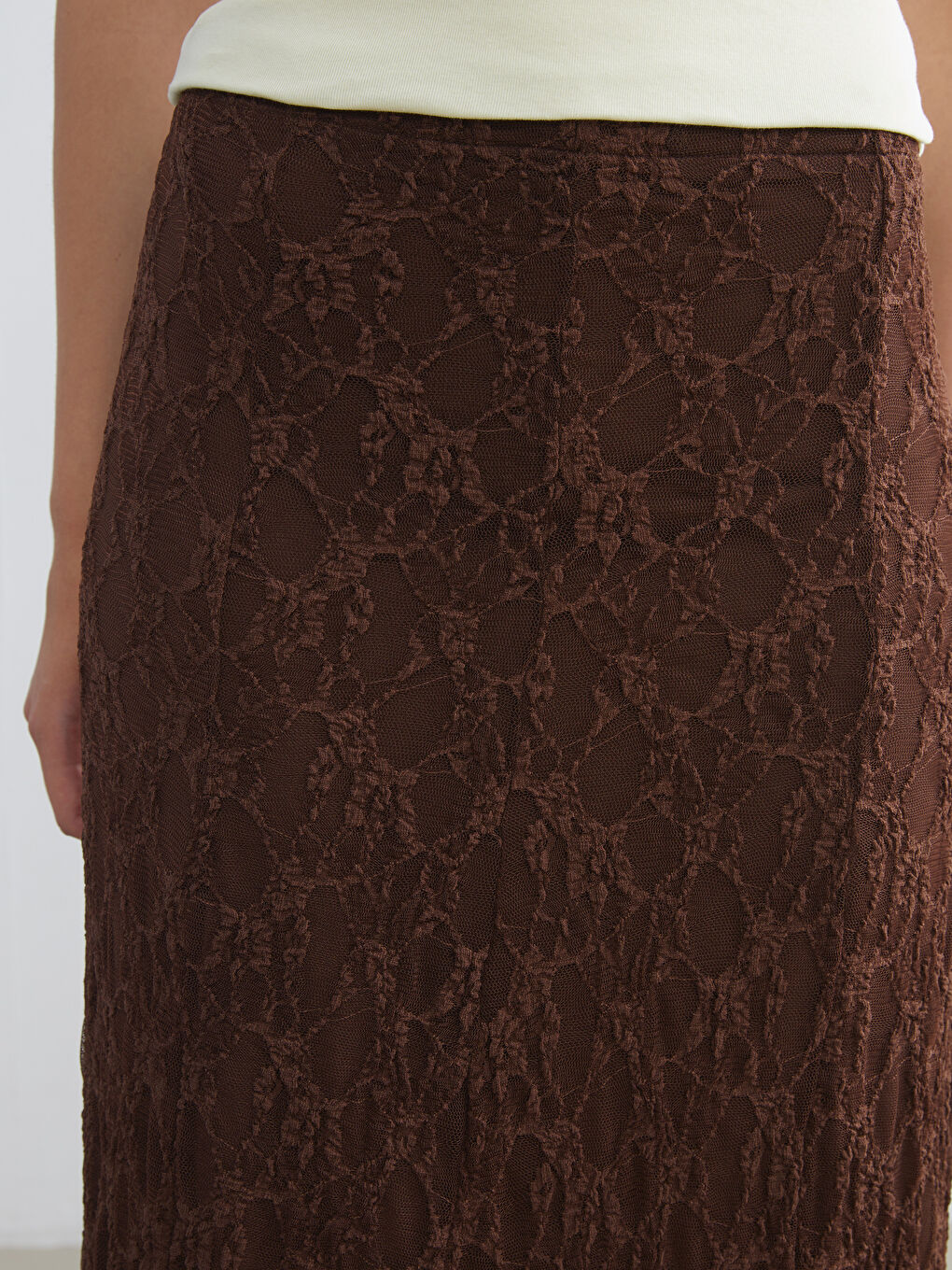 Kahverengi Beli Lastikli Dantelli Etek-2