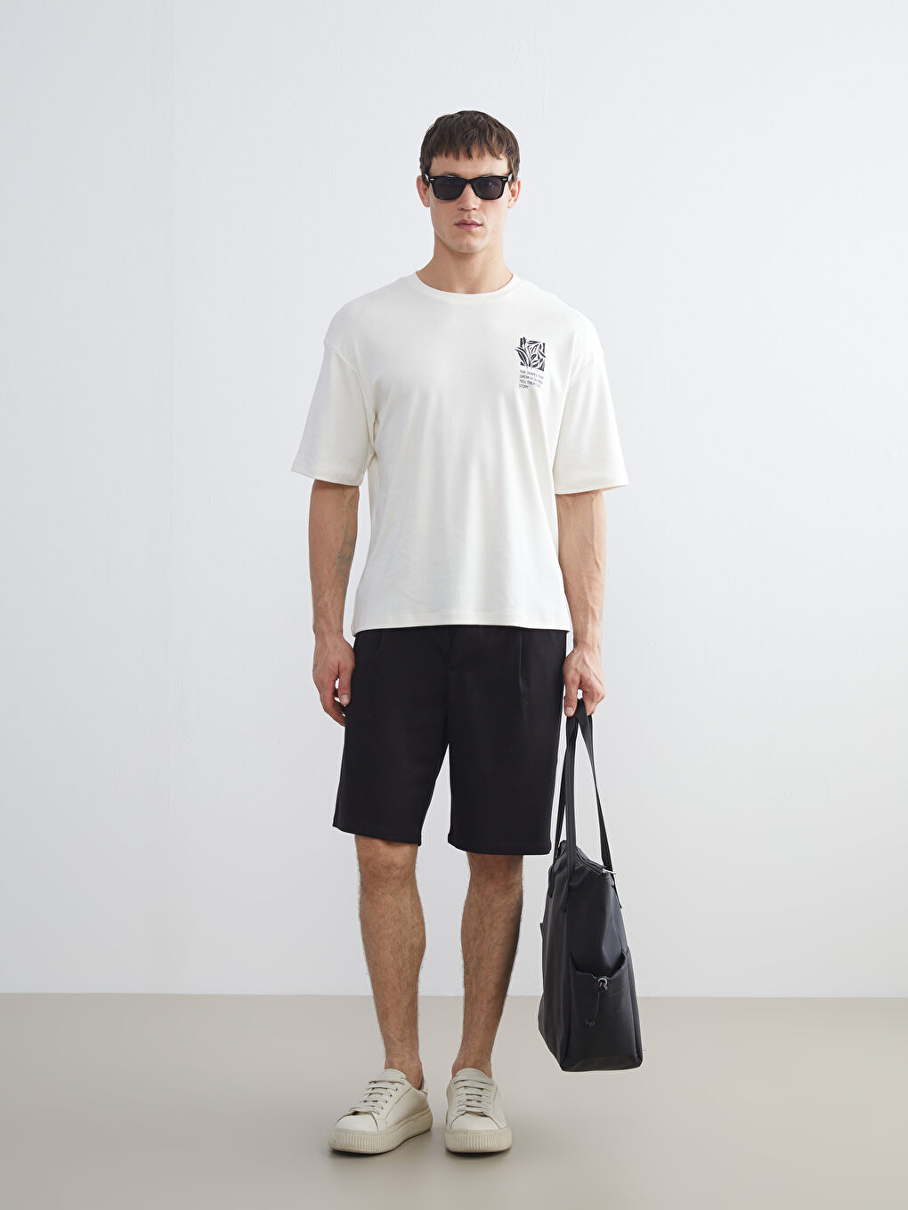 Ekru Bisiklet Yaka Baskılı Penye Erkek Tişört-3