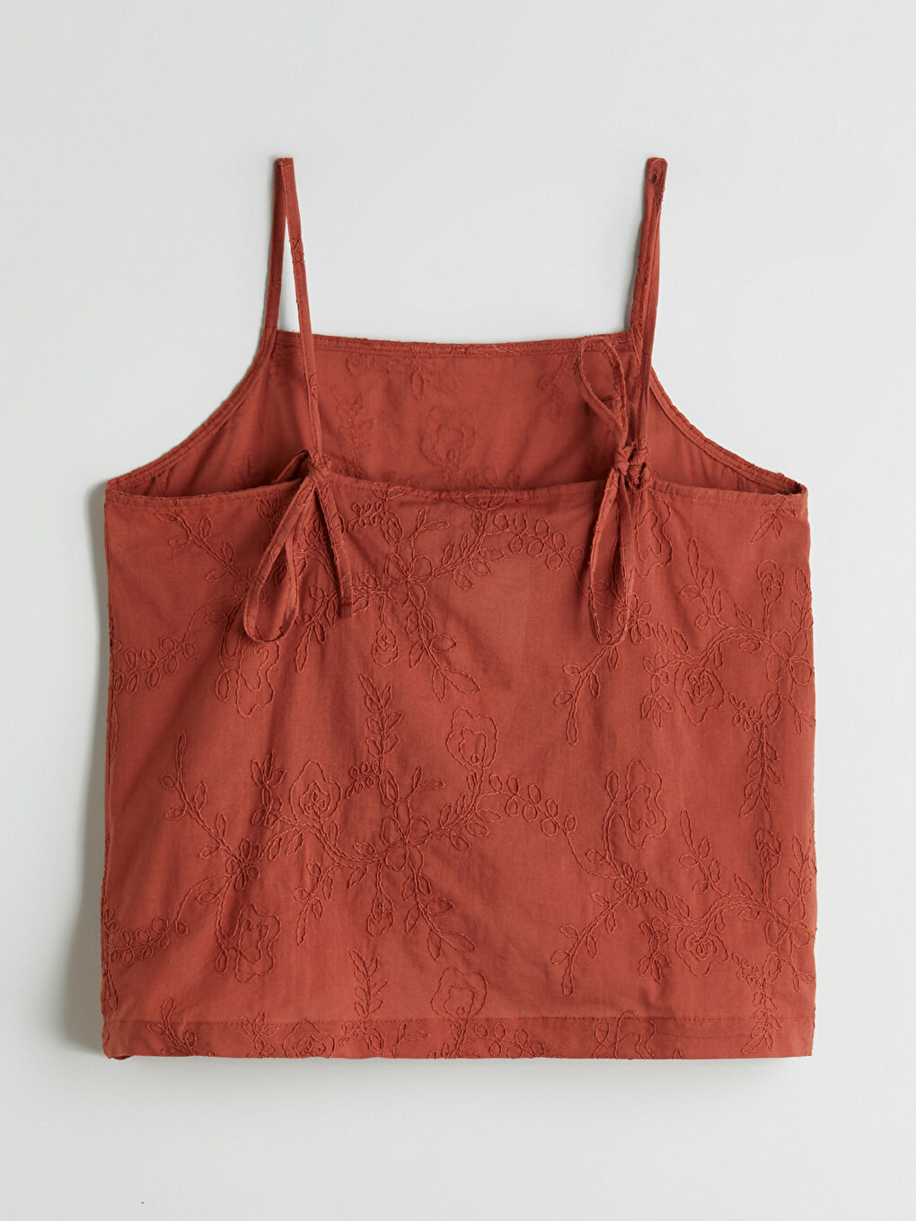 Turuncu Kare Yaka Nakışlı Askılı Fiyonklu Bluz-5