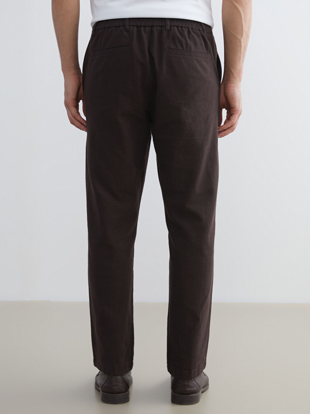 Kahverengi Standart Kalıp Keten Görünümlü Erkek Pantolon-3